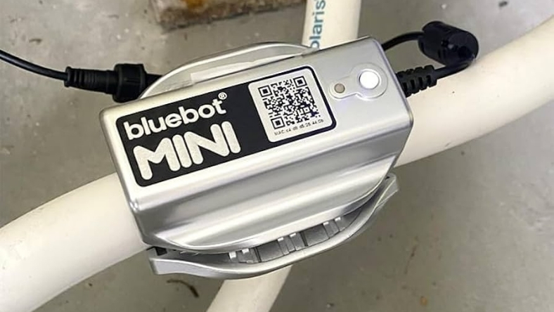 Bluebot Mini pipe monitoring device clamped onto water pipe
